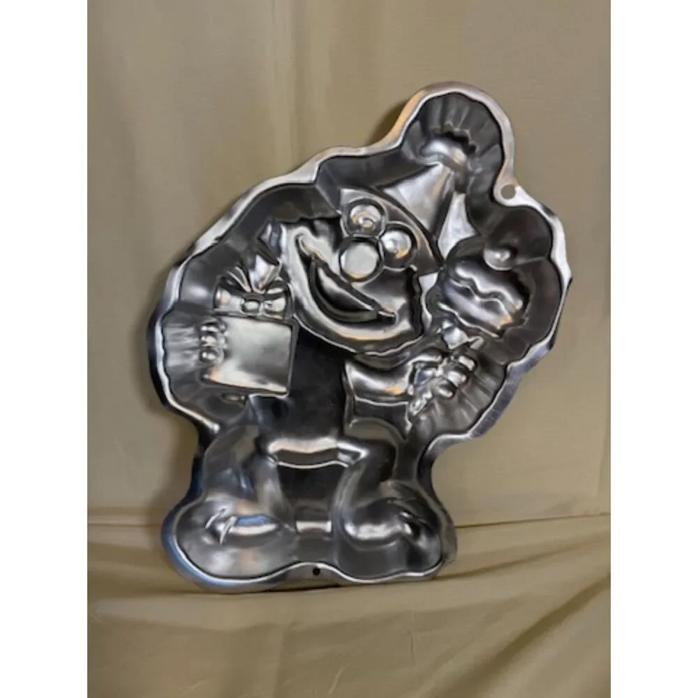 Wilton 1996 Sesame Street Elmo Cake Pan 2105-4298 Vintage Birthday